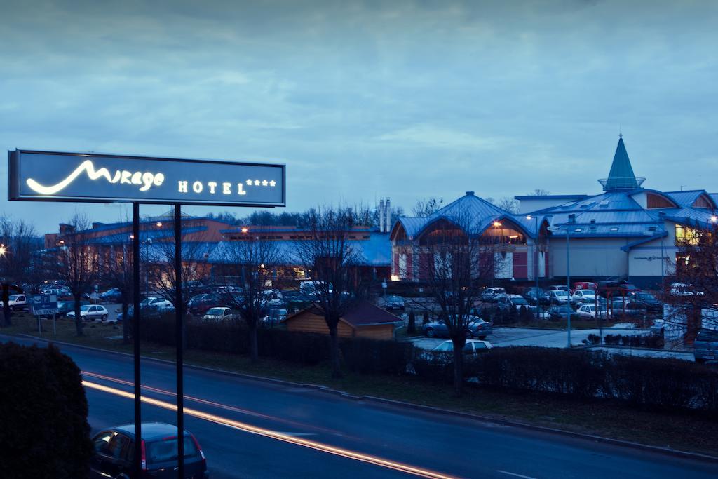 Mirage Hotel Sárvár Екстериор снимка